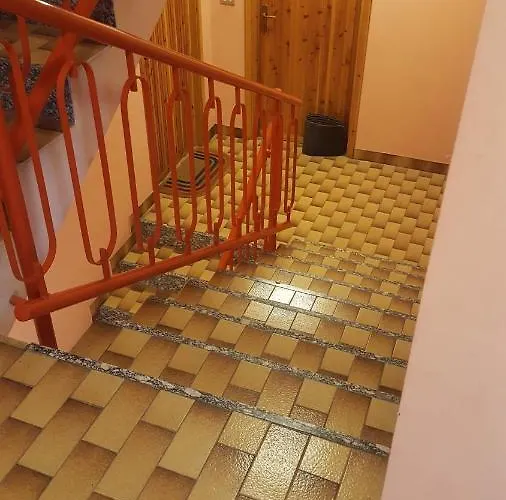 La Perla Del Centro Di Apartment *